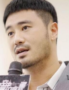 电视剧《夜空中最闪亮的星》陈天浩喜欢马莉娜吗？