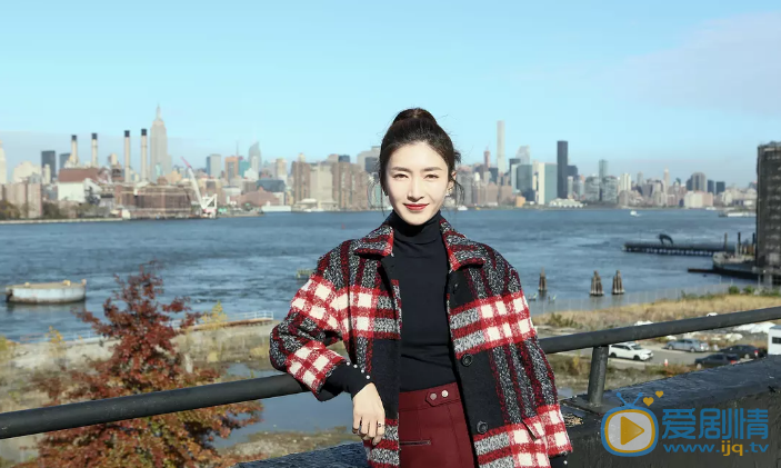 我在北京等你李易峰在剧中扮演什么角色？他和江疏影是情侣吗？