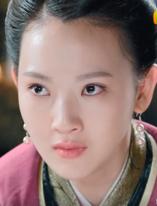 封神演义中的瑞丽是谁扮演的？为什么瑞丽比苏妲己还要好看？