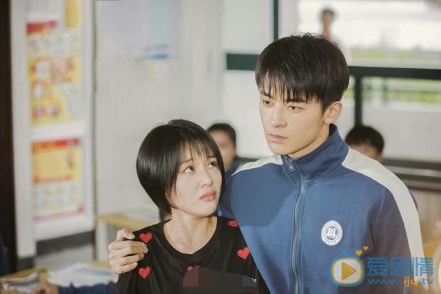 我只喜欢你赵观潮扮演者是谁？赵观潮结局是什么？