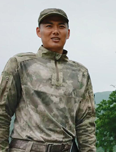 于国栋