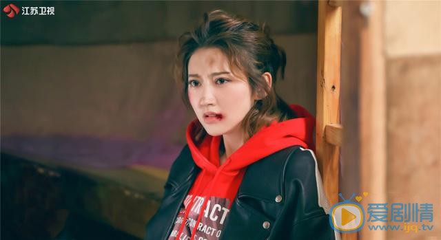 一场遇见爱情的旅行金小天当众向李心月求婚 楚之翰心里不是滋味