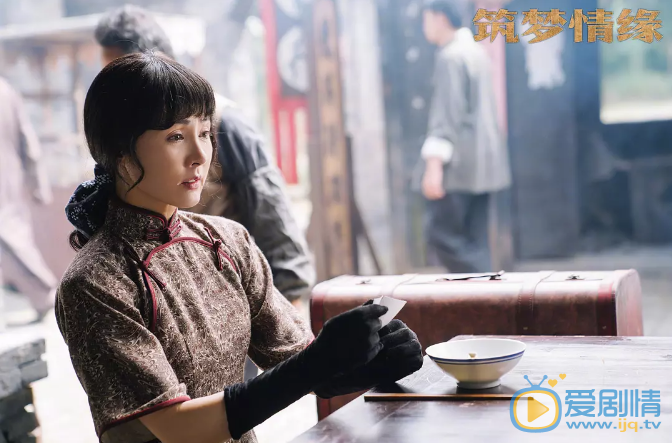 筑梦情缘傅函君的母亲死了吗？章梅和傅函君是什么关系？