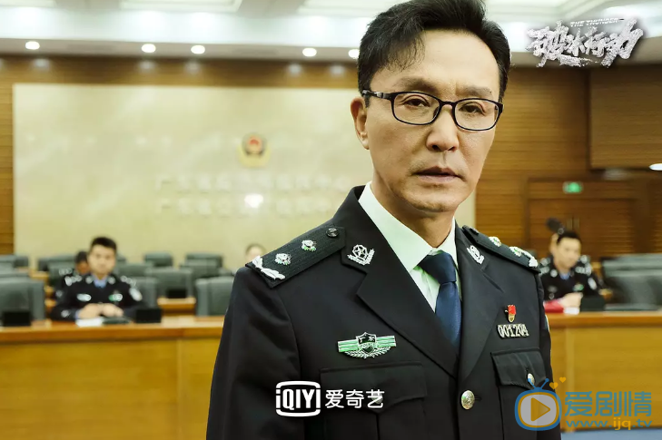 破冰行动李维民知道警局中有内鬼吗？