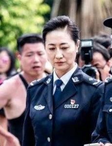 破冰行动左兰是什么人？她和李维民是什么关系？