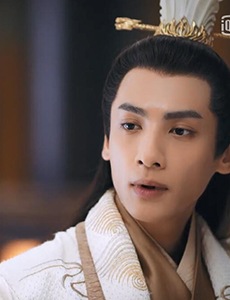 白发罗云熙饰演的角色是什么？剧中的他是一个怎样的人？
