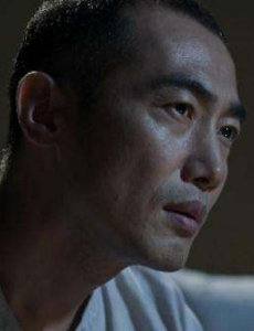 破冰行动陈光荣为什么会被打死？他被杀是林耀东指使的吗？