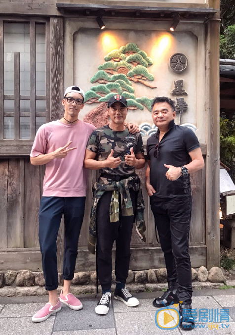 洪浚嘉与人合照 洪浚嘉高清写真_洪浚嘉高清剧照