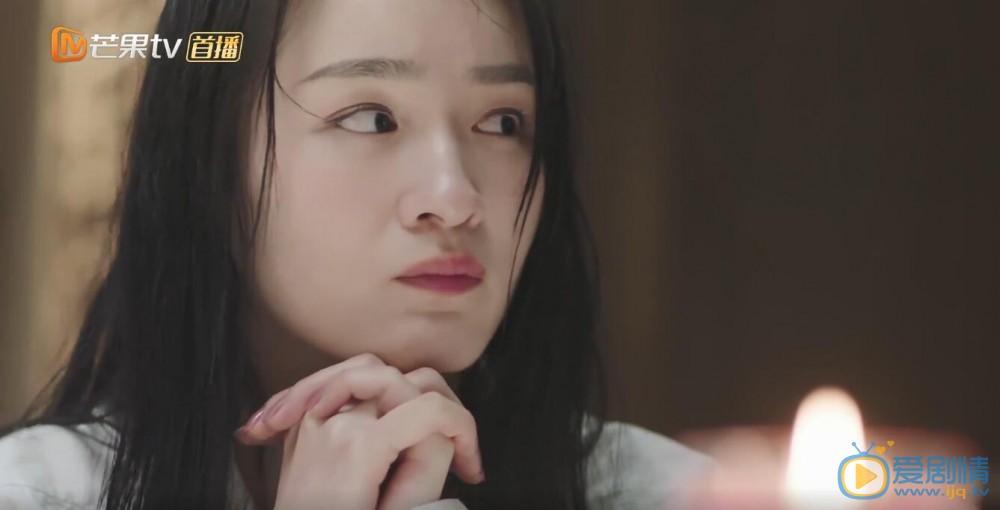 我们都要好好的中黄依依是什么人？她和胡楠是什么关系？