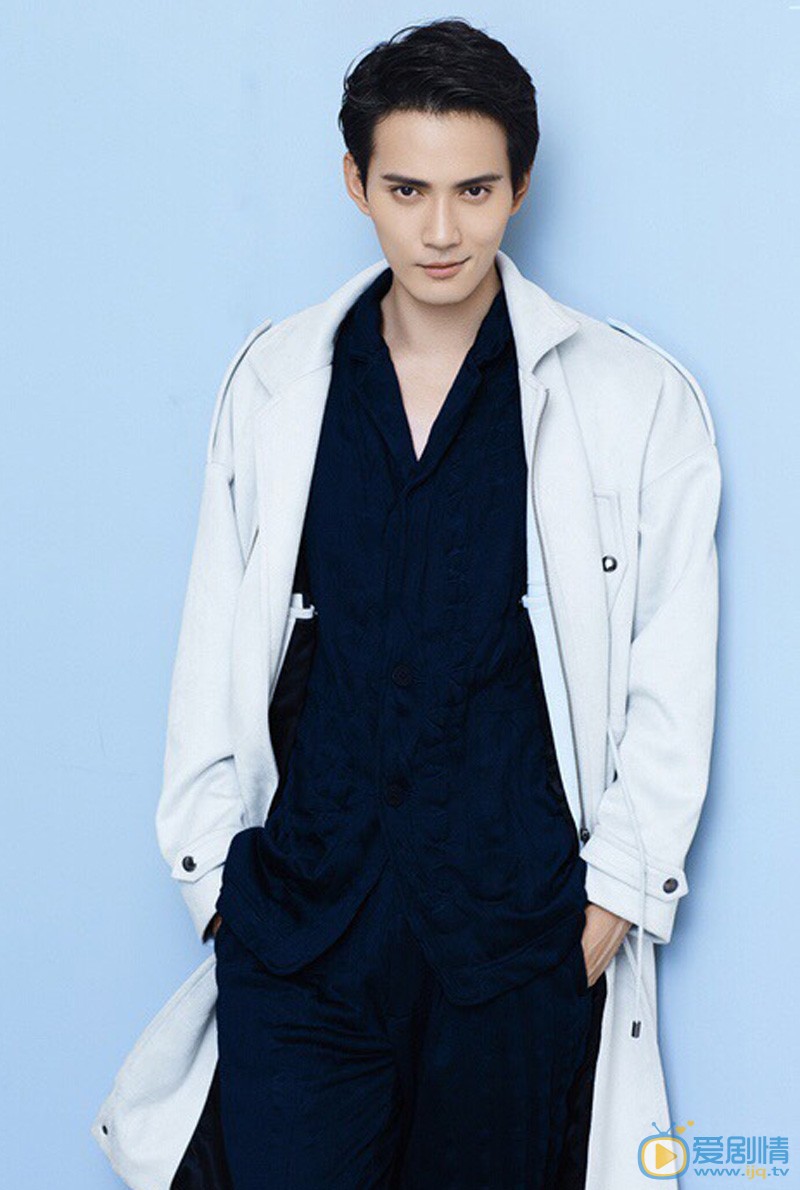 徐正溪帅痞型男时尚写真图片 帅痞型男时尚写真图片