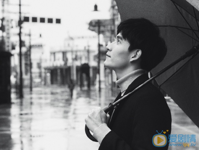汪汐潮黑白写真 汪汐潮高清写真_汪汐潮高清剧照