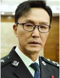 破冰行动李维民为什么不将赵嘉良的真实身份告诉李飞？
