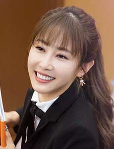 我的真朋友郝美丽的饰演者是谁？