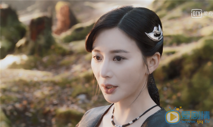 爵迹临界天下中莲泉为什么要救吉美？
