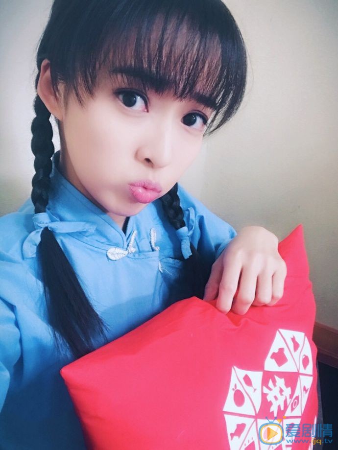 姬天语民风自拍照图片