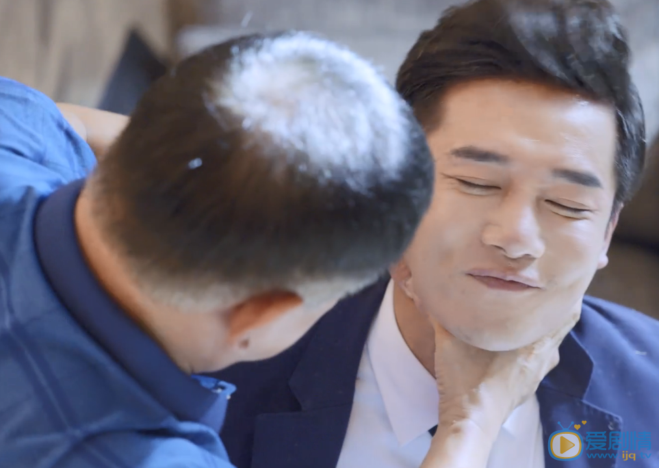 我要和你在一起陈哲威胁郑屹民是怎么回事？