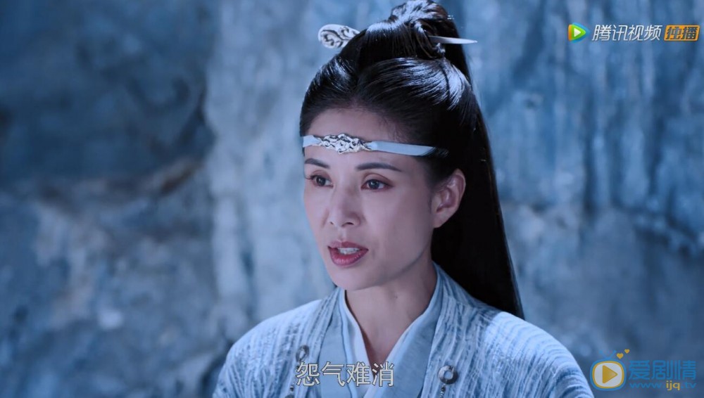 陈情令魏无羡蓝忘机到冷泉疗伤 误入洞中见到蓝翼