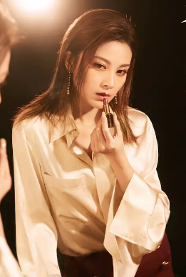 热搜女王关棠剧照 热搜女王关棠剧照