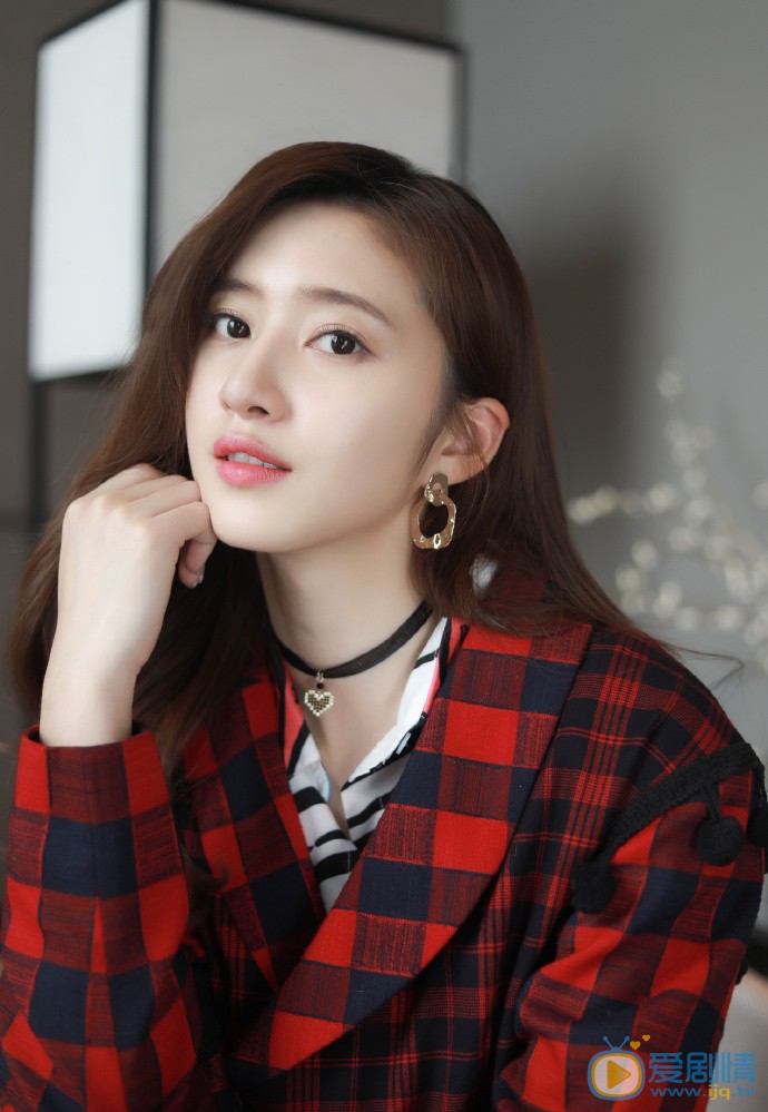 谢翔雅唯美自拍照图片