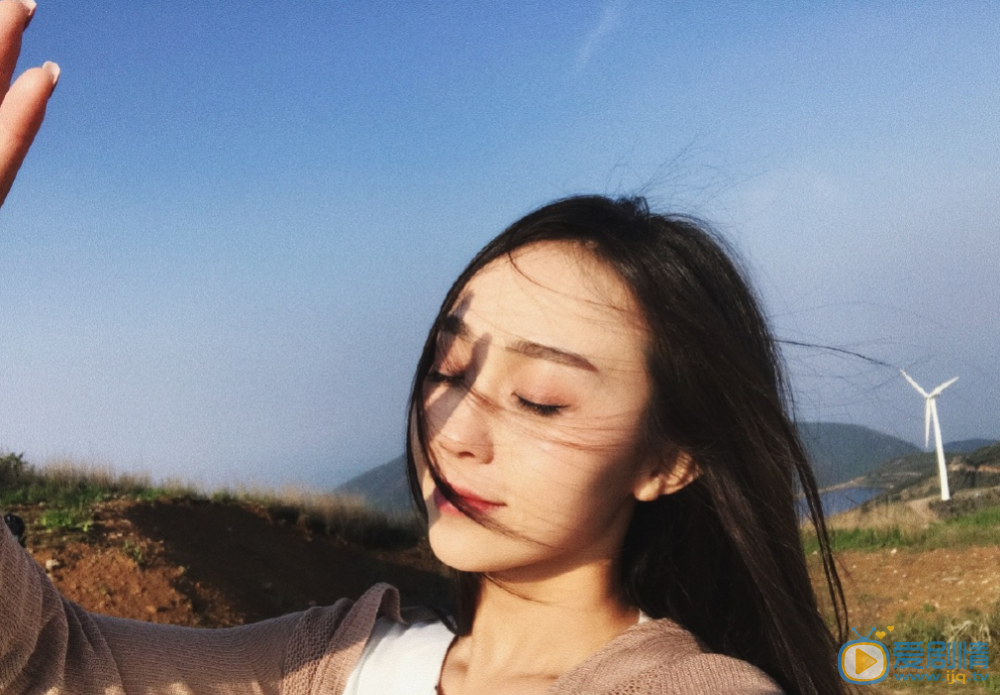 邵伟诗青春唯美照 邵伟诗高清写真_邵伟诗高清剧照