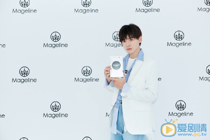 翟潇闻活动照图片集 翟潇闻高清写真_翟潇闻高清剧照