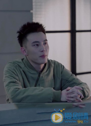 陈希郡《亲爱的热爱的》剧照 陈希郡《亲爱的热爱的》剧照