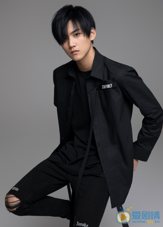 周丹尼尔个人资料简介 周丹尼尔演艺经历 周丹尼尔帅气写真图片