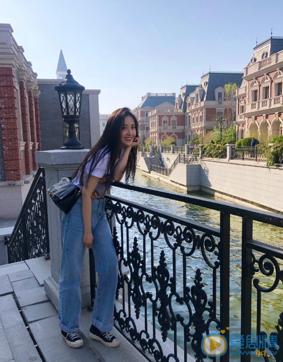 王艺瑾旅拍照
