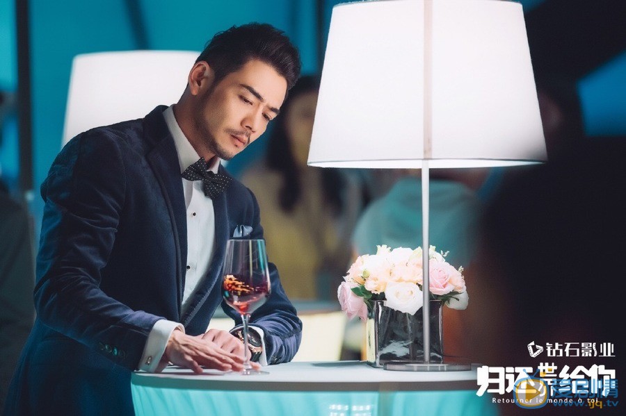 杨烁《归还世界给你》剧照 杨烁高清写真_杨烁高清剧照