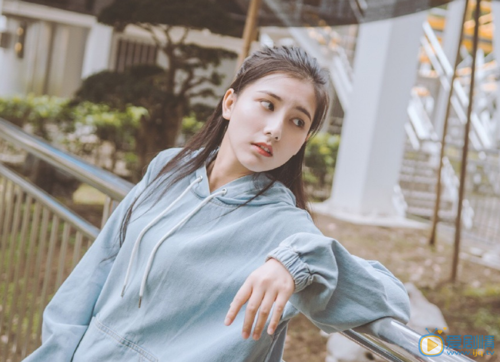 唐菲甜美写真图片 唐菲高清写真_唐菲高清剧照
