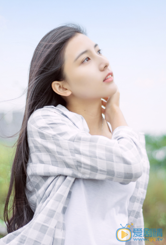 唐菲甜美写真图片 唐菲高清写真_唐菲高清剧照