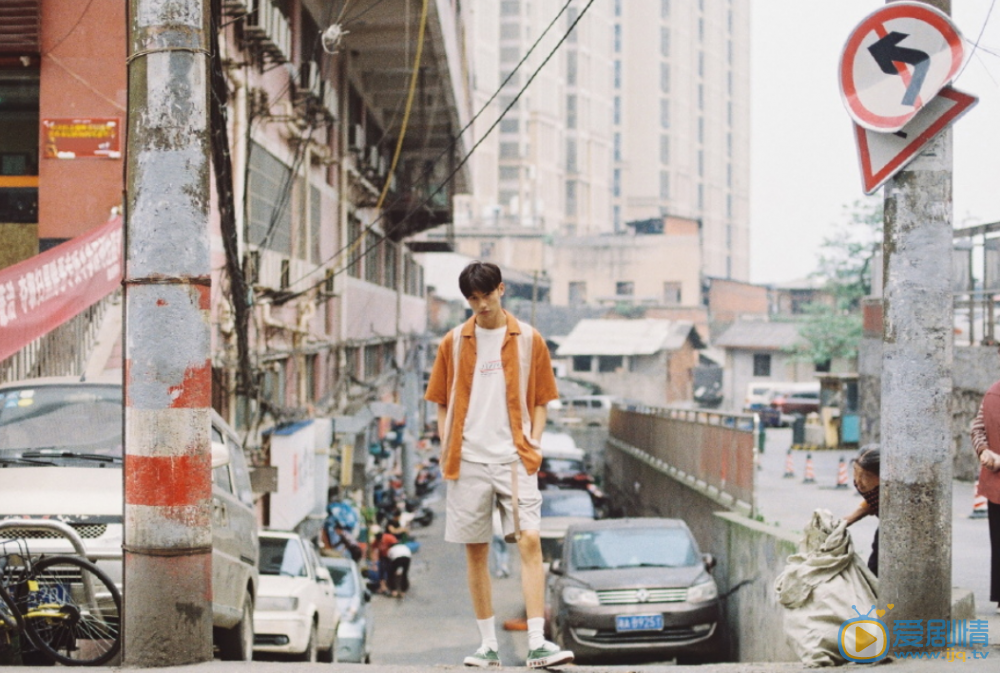 李星帅气旅拍照 李星高清写真_李星高清剧照