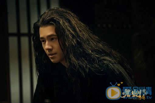 九州缥缈录吕归尘是怎么复活的？