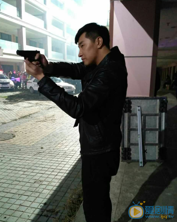 邹敦明剧照