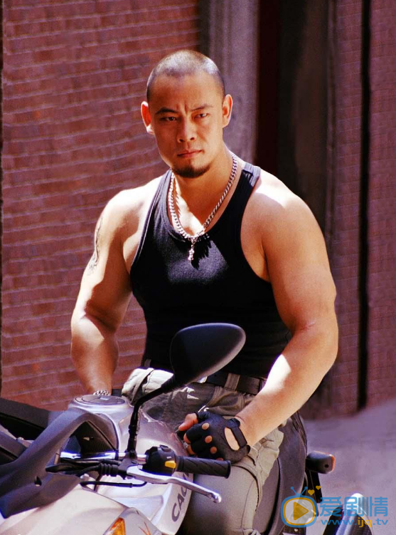 晋松个人资料简介 晋松演艺经历 晋松早年经历