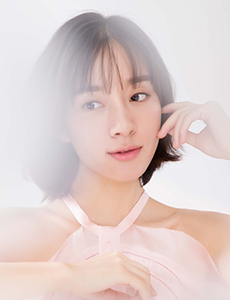 外星女生柴小七江雪是谁？她是由谁饰演的？