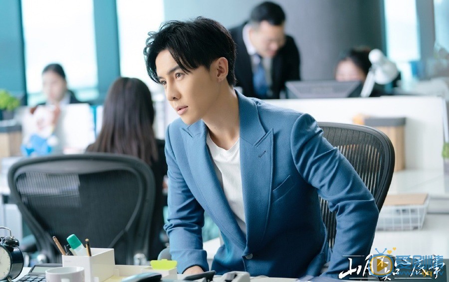山月不知心底事沈居安为什么恨向远？两人之间有什么纠葛？