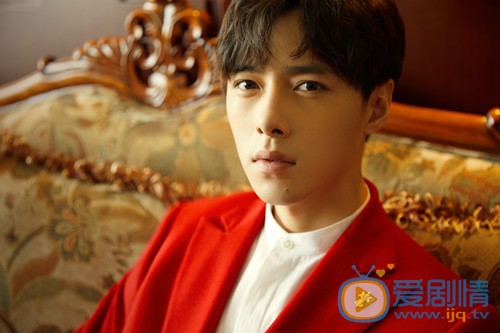 竹马钢琴师慕流年是由谁饰演的？他的结局怎么样？