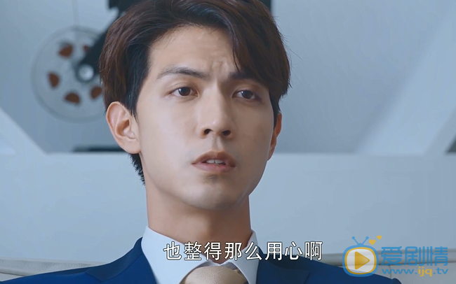 我的莫格利男孩凌熙是谁？她和谁有感情线？