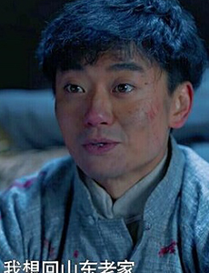 老酒馆金小手结局怎么样？他是怎么死的？