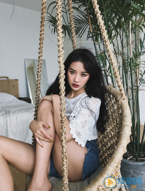 李妍写真