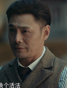 烈火军校曲曼婷和郭教官是什么关系？
