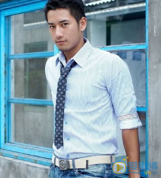 周孝安写真