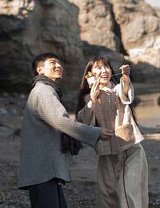老酒馆小尊为什么要拒绝桦子？她为什么要躲着桦子？