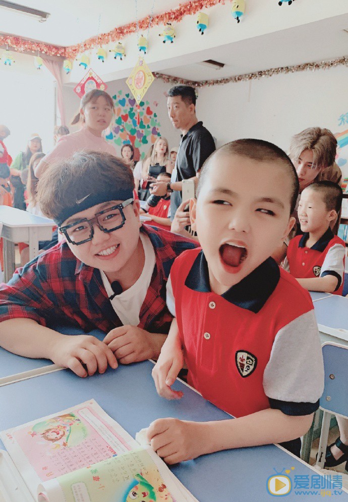 李小胖日常生活照图片 李小胖高清写真_李小胖高清剧照