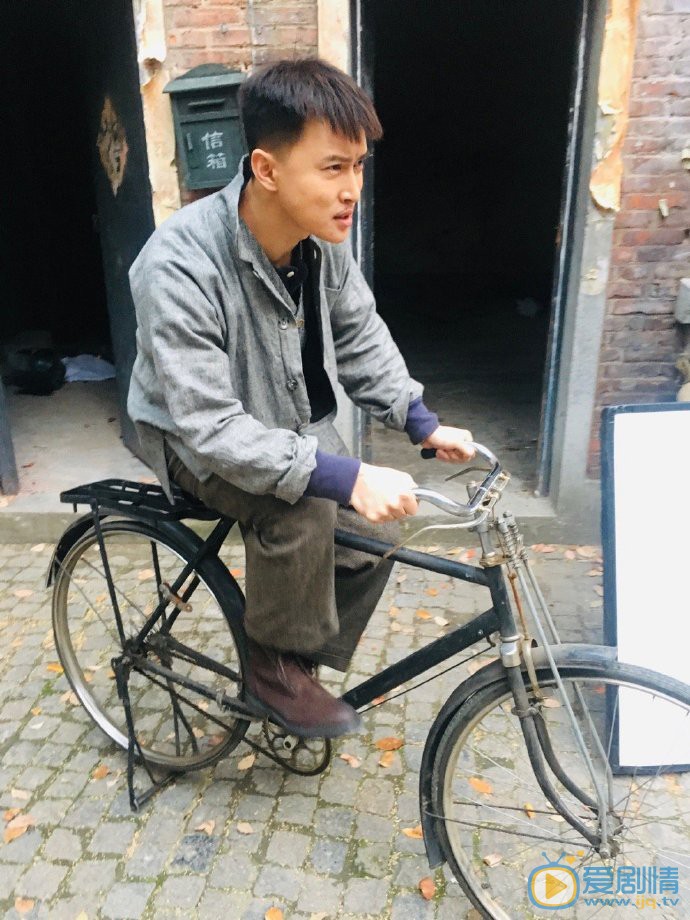 侯俊光日常生活照图片 侯俊光高清写真_侯俊光高清剧照