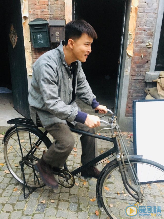 侯俊光日常生活照图片