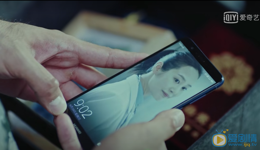 空降利刃乔梁手机屏保为何是林俊娇？他的女朋友是谁？