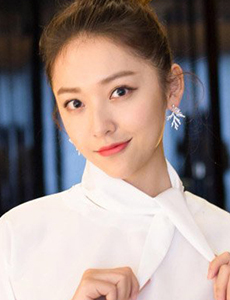 世界欠我一个初恋姚晴是由谁饰演的？她的结局怎么样？