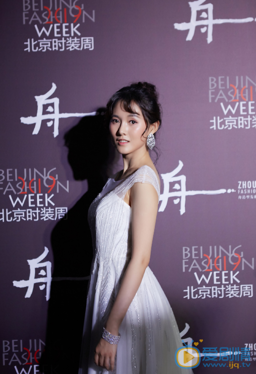 张鑫磊活动照 张鑫磊高清写真_张鑫磊高清剧照